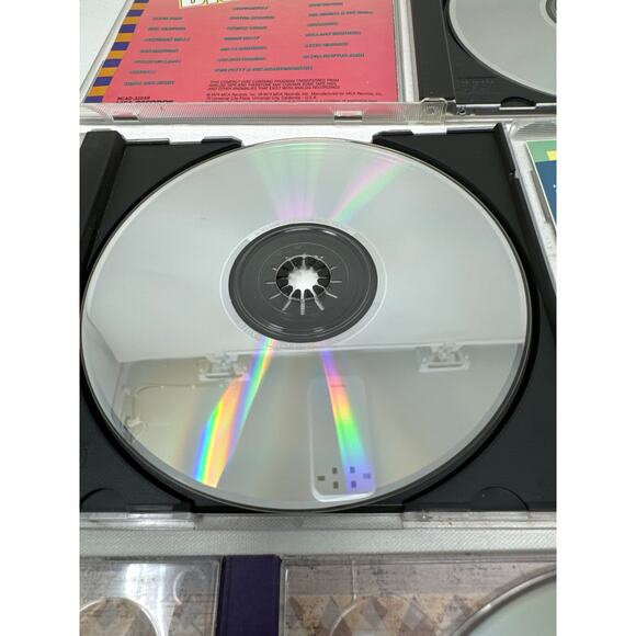 LOT of Jimmy Buffet CDs - Picture 5 of 7